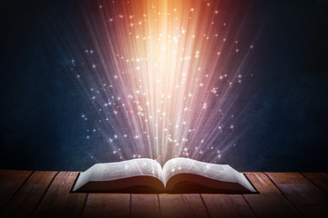 分析仪《扁鹊见蔡桓公》给予扁鹊在此医患沟通中提出一条建议？