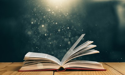 分析仪《扁鹊见蔡桓公》给予扁鹊在此医患沟通中提出一条建议？