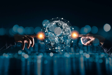 汽车无缘无故被别人划了怎么办