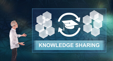 汽车无缘无故被别人划了怎么办